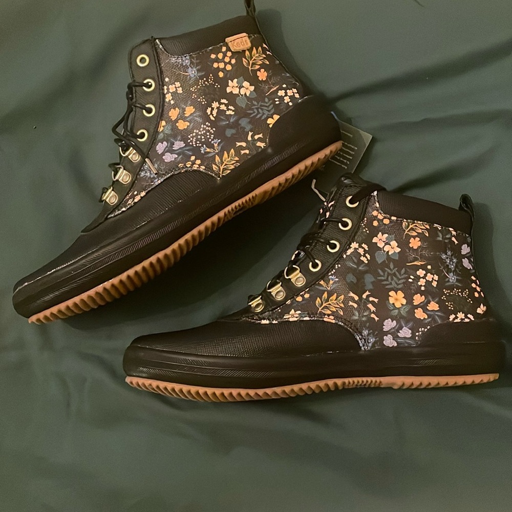 Keds X Rifle Paper Co. Scout Boot Garden
Party Size 9W. New Never Worn